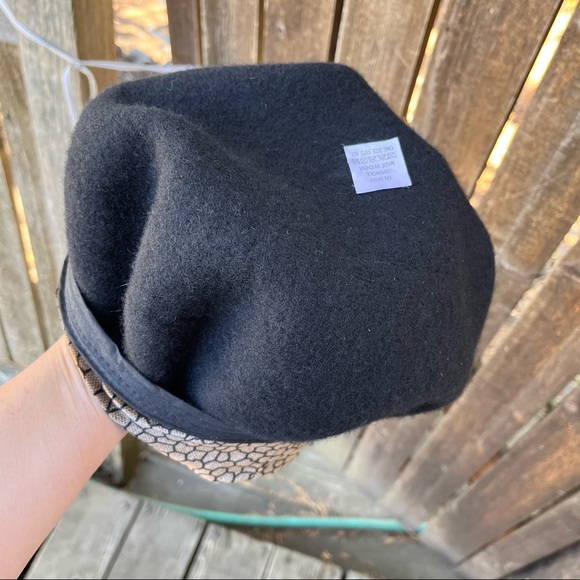 Black Wool Beret With Brown Velvet Trim - Picture 17 of 17